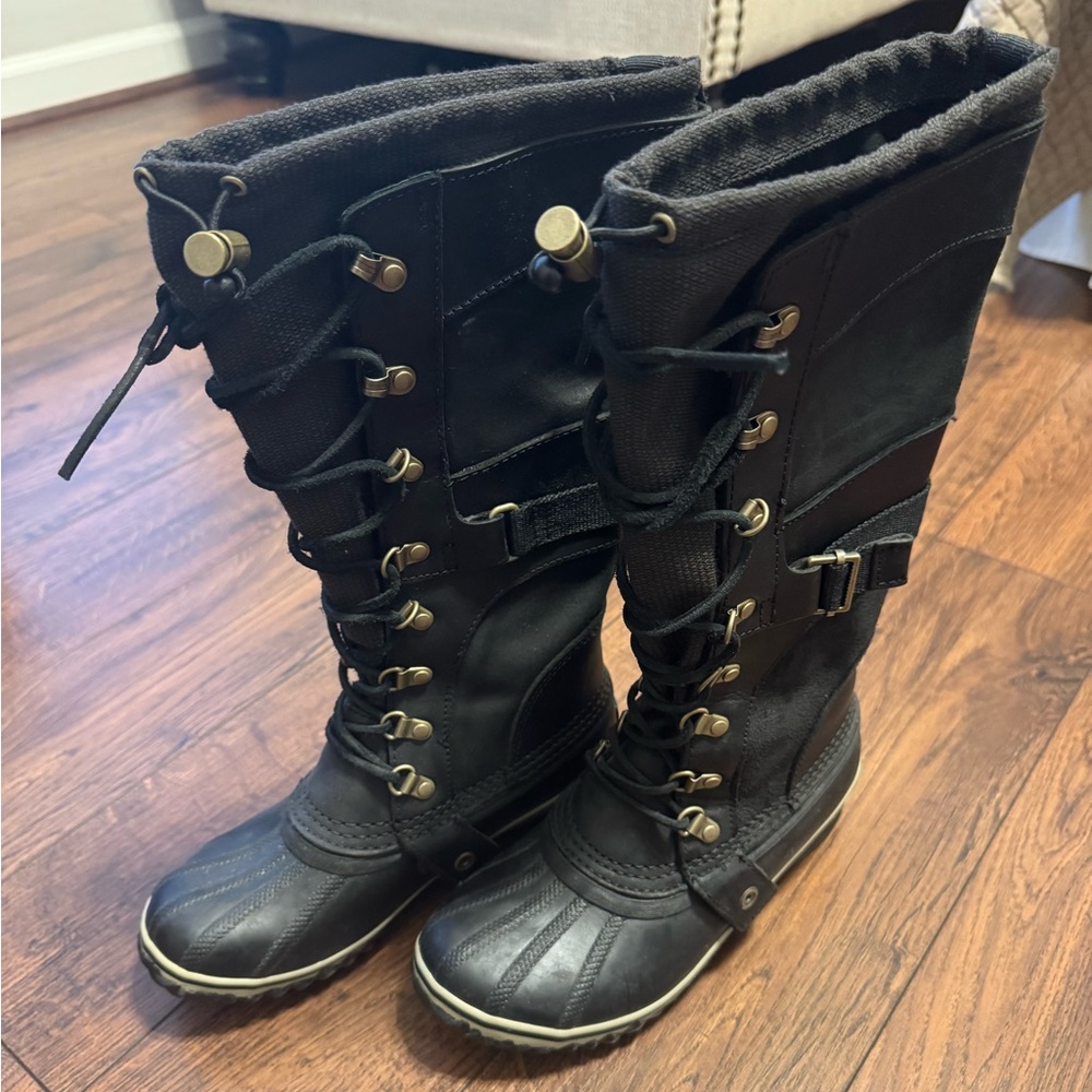 Black Sorel waterproof tall boots, Size 6